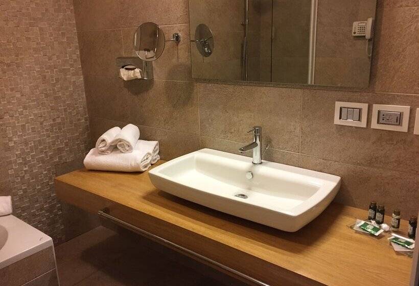 디럭스 룸, Eureka Palace Hotel Spa Resort