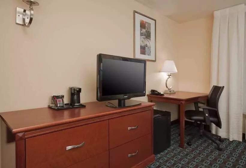 ２ダブルベッドのスタンダードルーム, Fairfield Inn & Suites El Centro