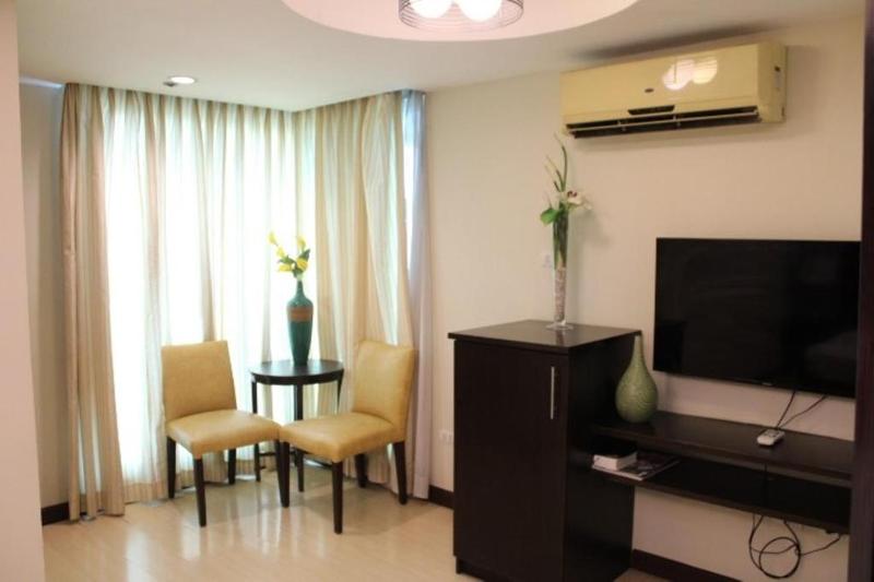 套房, Festive Hotel Makati