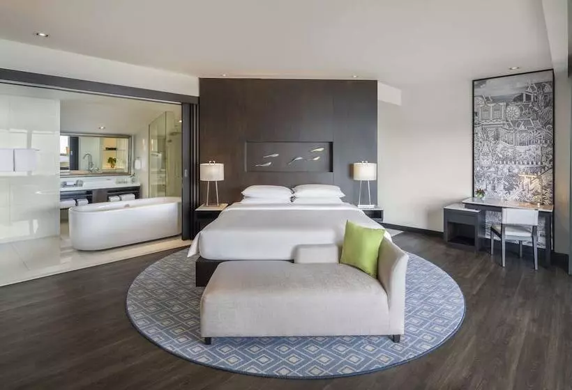オーシャンビューのクラブルーム, Hyatt Regency Phuket Resort