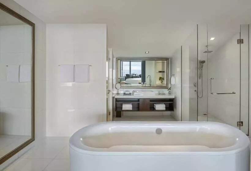 オーシャンビューのクラブルーム, Hyatt Regency Phuket Resort