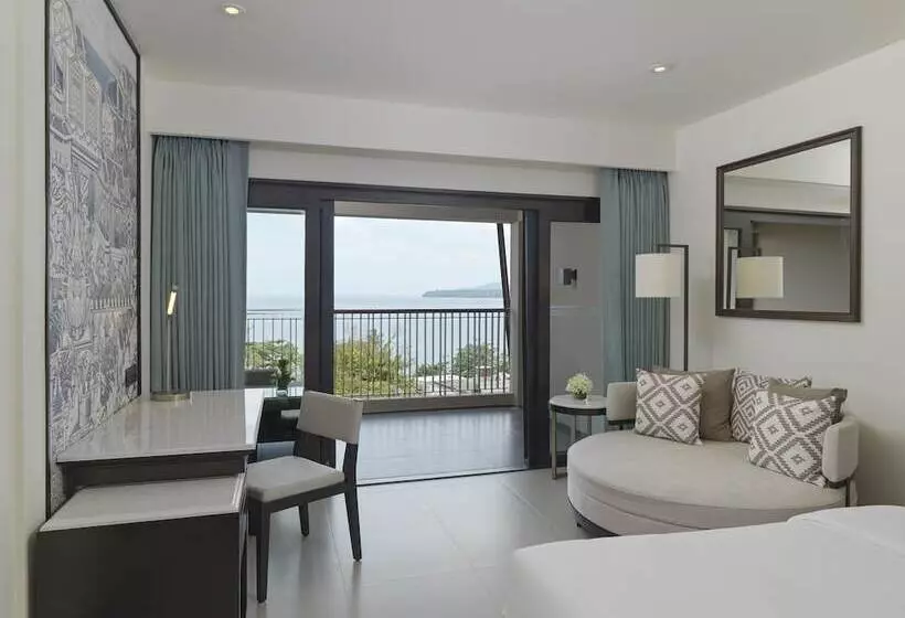 オーシャンビューのクラブルーム, Hyatt Regency Phuket Resort