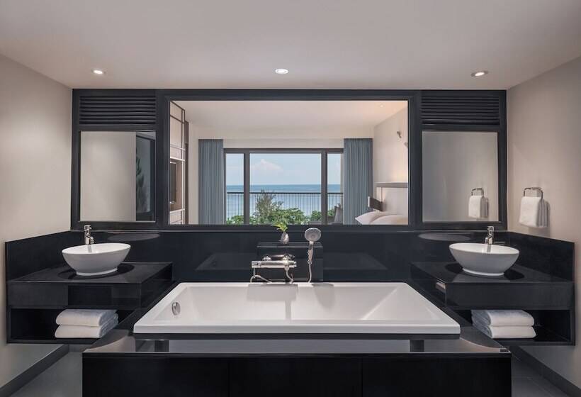 2 Bedrooms Suite Sea View, Hyatt Regency Phuket Resort