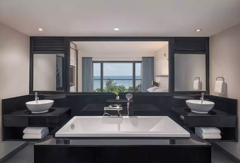 2 Bedrooms Suite Sea View, Hyatt Regency Phuket Resort