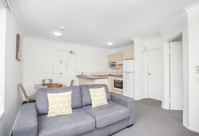 דירת חדר, Island Beach Resort