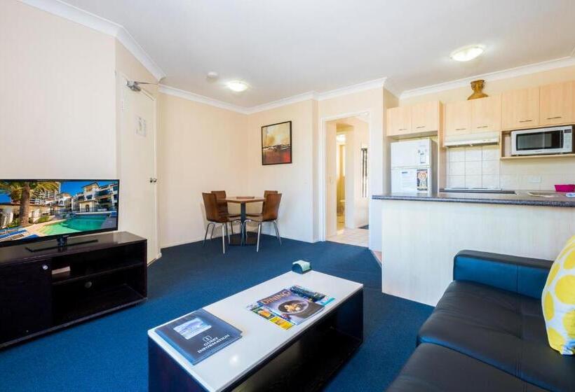 דירת חדר, Island Beach Resort