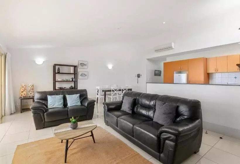 海の見える２ベッドルームアパートメント, Lennox Beach Resort