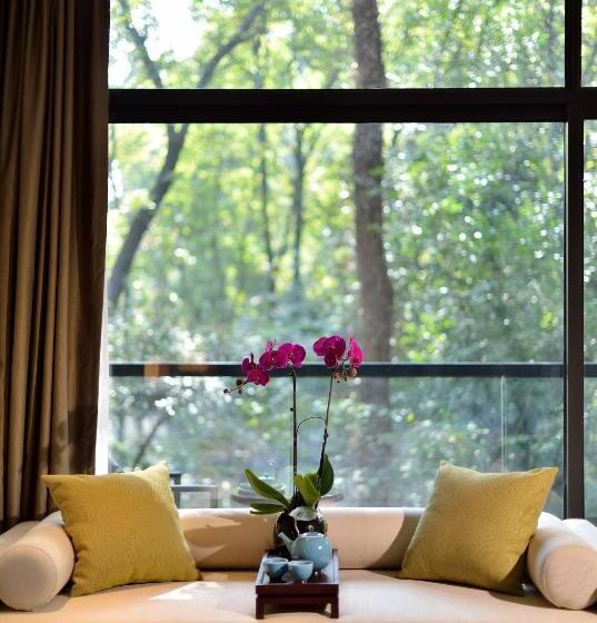 غرفة ديلوكس سرير كينج ذات إطلالة, Millennium Resort Hangzhou