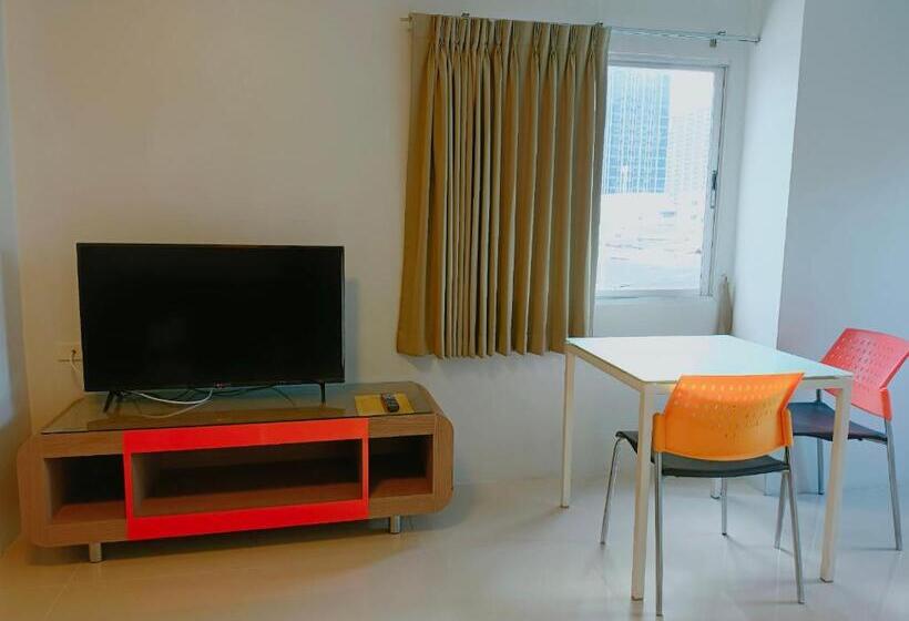 Executive Room, Praso Residence