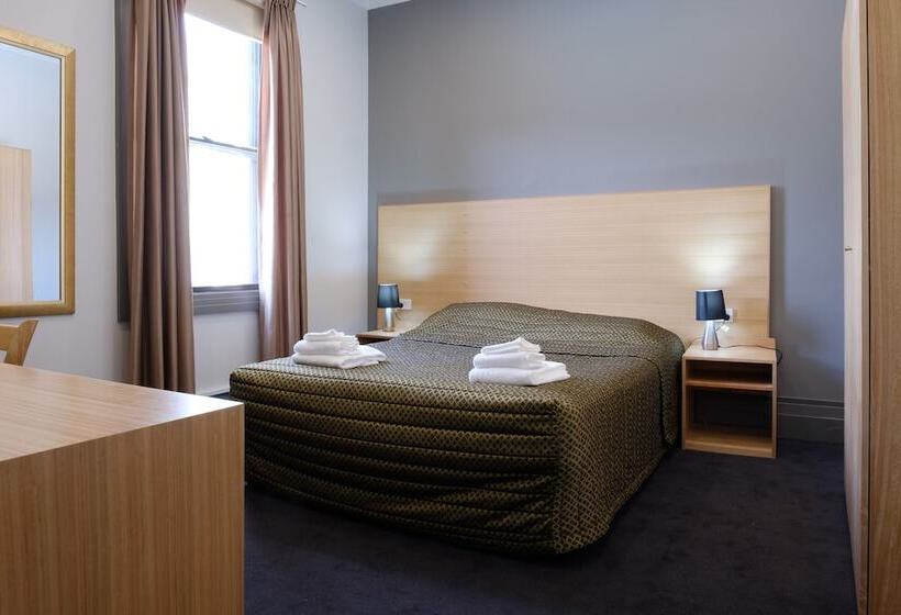 اتاق لوکس, Royal Exhibition