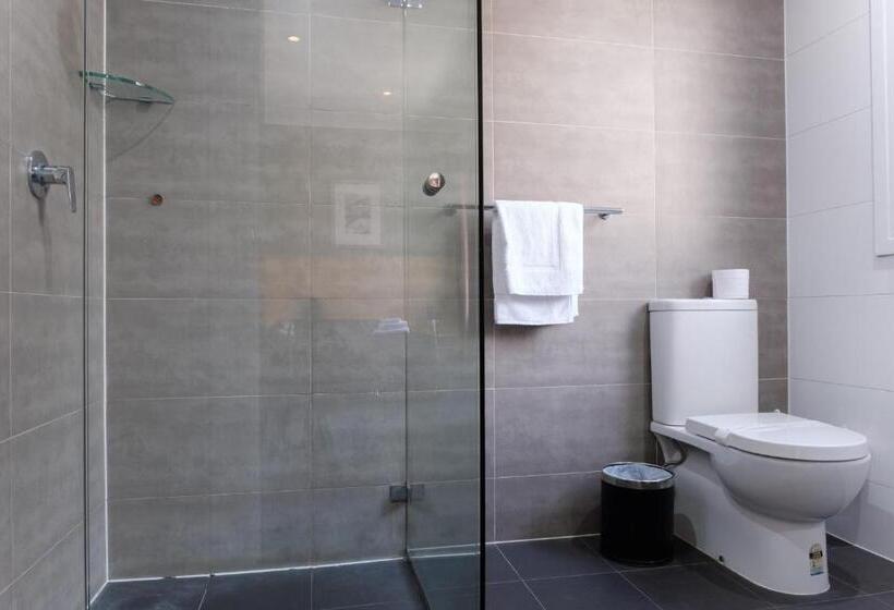 اتاق استاندارد, Royal Exhibition