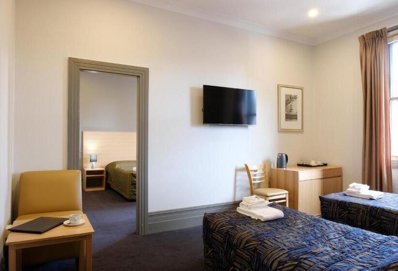 اتاق استاندارد, Royal Exhibition