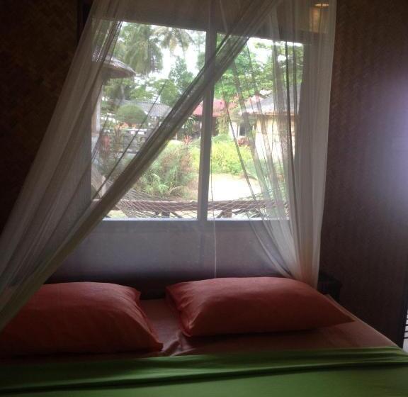 بنجلو قياسى, Malibu Beach Bungalows