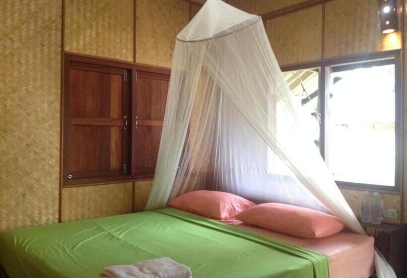 스탠다드 방갈로, Malibu Beach Bungalows