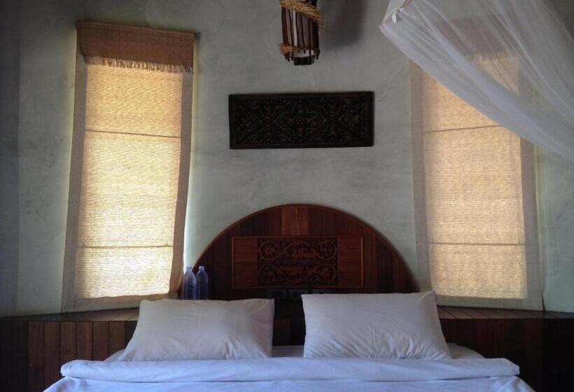 بنجلو قياسى, Malibu Beach Bungalows