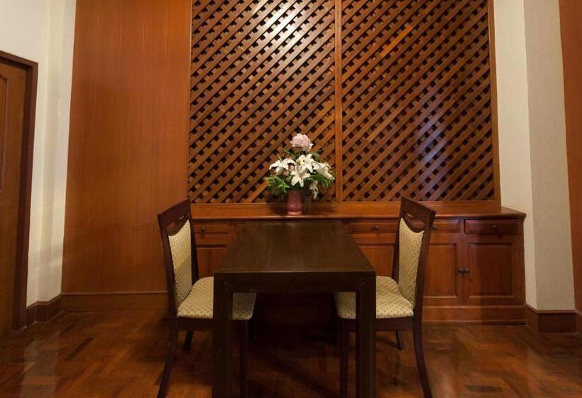 سوییت جونیور, Ruen Ariya Resort