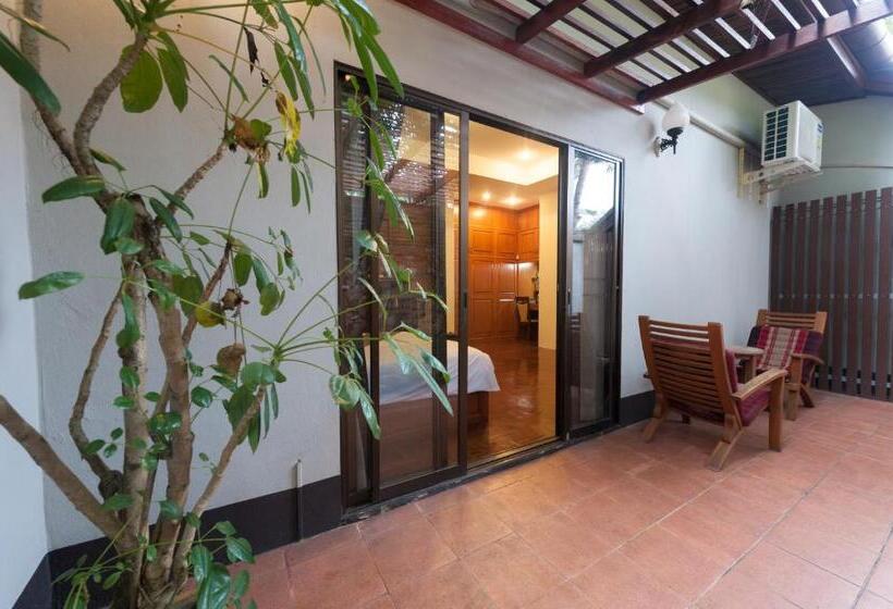 Полулюкс, Ruen Ariya Resort