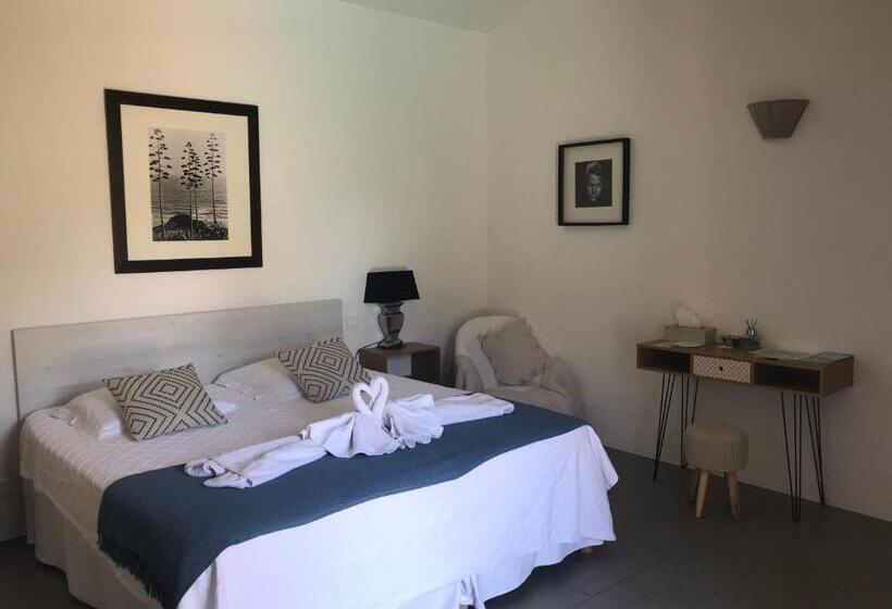 Номер Superior Вид на Бассейн, Villa Made