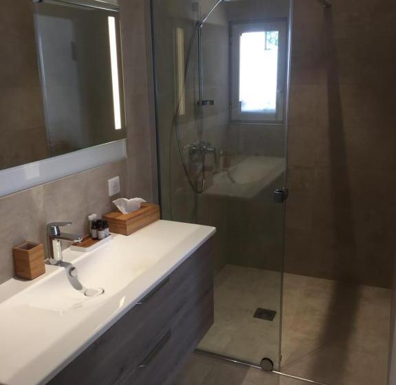 Номер Стандарт Вид на Бассейн, Villa Made