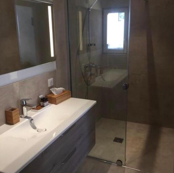 Номер Стандарт Вид на Сад, Villa Made