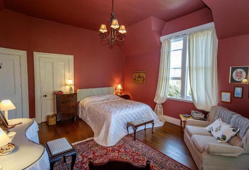 Standardrum Queen Size Säng, Waikonini Homestead