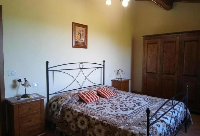 Huoneisto 3 Makuuhuonetta, Agriturismo Collesassi