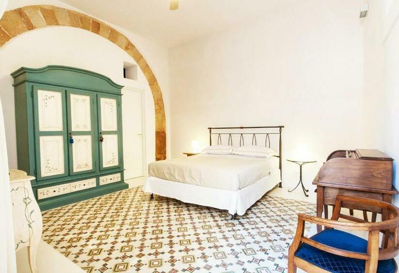 Номер Стандарт, Casa Marsalia
