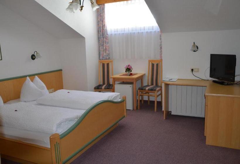 غرفة إقتصادية, Gästehaus Klug