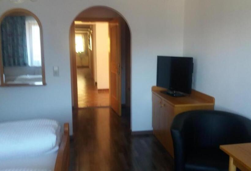 غرفة قياسية مزوَّدة بشُرفة, Gästehaus Klug