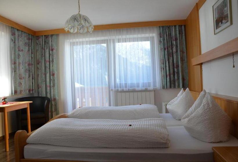 غرفة قياسية مزوَّدة بشُرفة, Gästehaus Klug