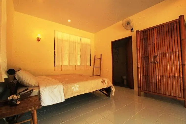 ガーデンビューのスタンダードバンガロー, Hapla Beach Cottage