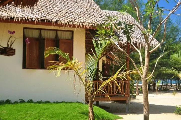 デラックスバンガロー, Hapla Beach Cottage