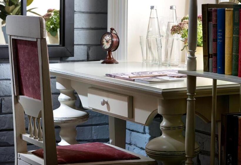 غرفة قياسية, 19