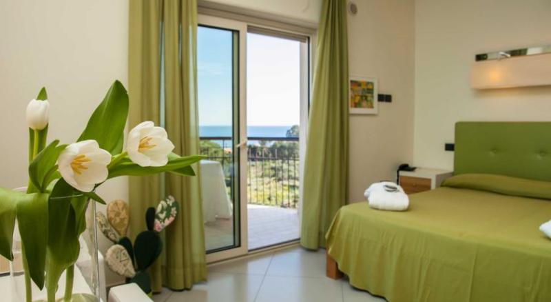 اتاق اجرایی با چشم‌انداز دریا, 4 Spa Resort