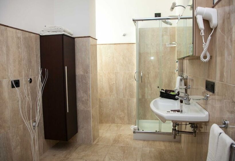 غرفة إدارية مطلة على البحر, 4 Spa Resort