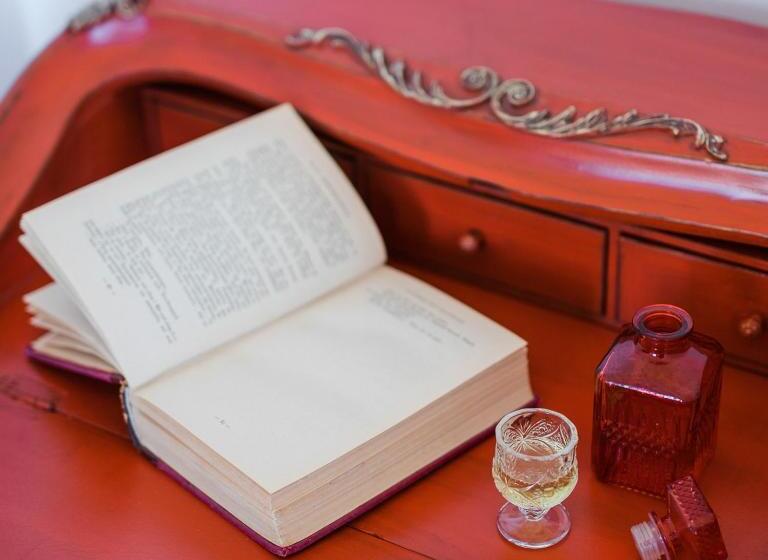 سوییت جونیور با چشم‌انداز دریا, Galaxa Mansion