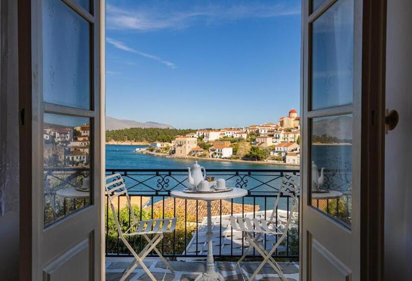 سوییت جونیور با چشم‌انداز دریا, Galaxa Mansion