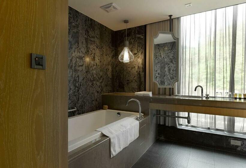 חדר סטנדרט נוף לגינה, Gloria Manor