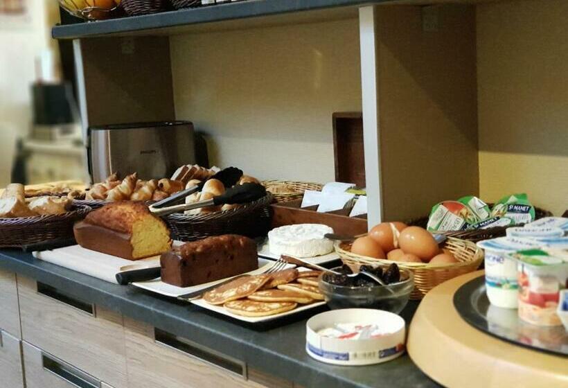 חדר משפחתי, Hôtel Restaurant Le Mulberry Arromanches