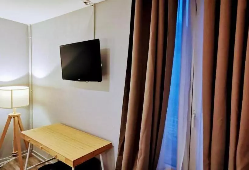 اتاق استاندارد, Hôtel Restaurant Le Mulberry Arromanches