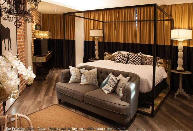 Люкс Кровать Кинг, M Boutique