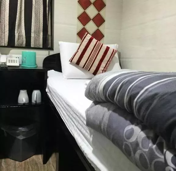 اتاق استاندارد یک نفره, V Inn