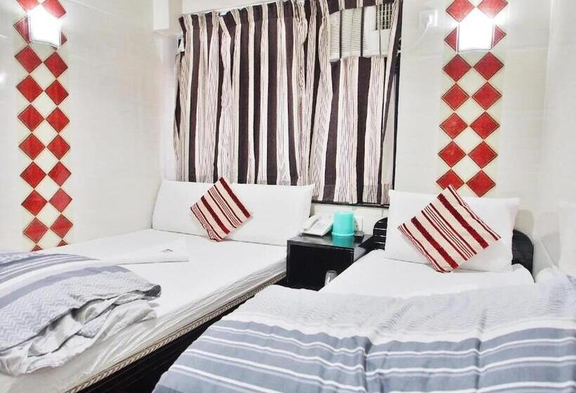 اتاق استاندارد سه نفره, V Inn