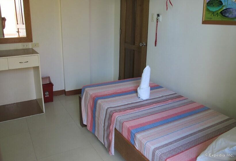 스탠다드 트리플 룸, Sea Jewel Beach Resort Puerto Galera