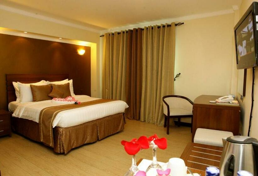 اتاق استاندارد, Summerdale Inn