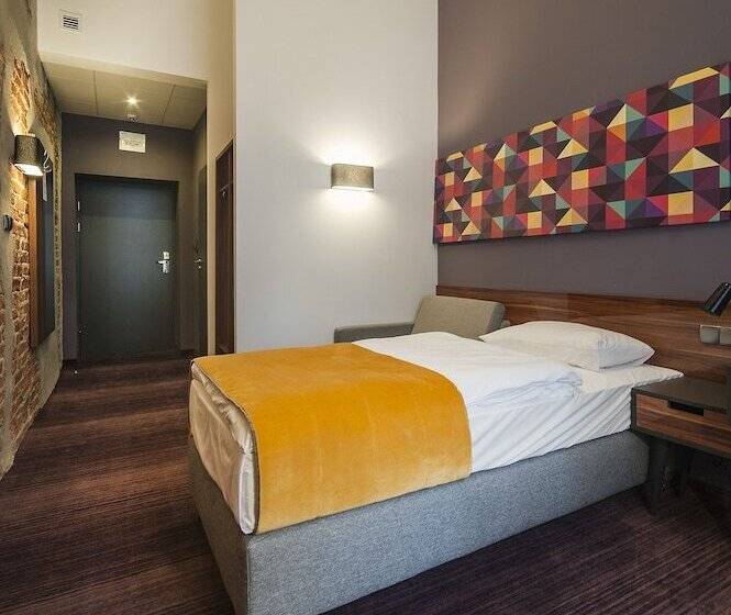 اتاق استاندارد یک نفره, Tobaco łódź