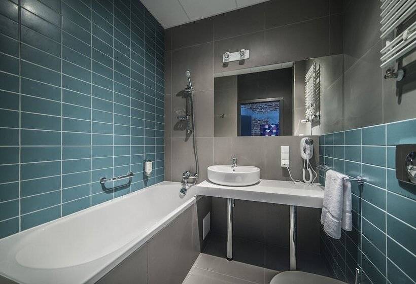 اتاق استاندارد, Tobaco łódź