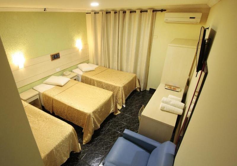 スタンダードトリプルルーム, Tres Fronteiras