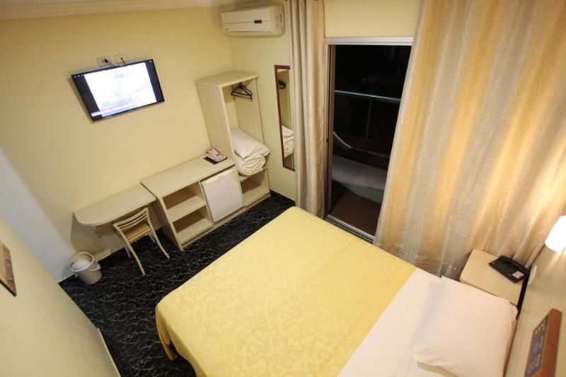 スタンダードシングルルーム, Tres Fronteiras