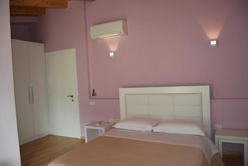 חדר סטנדרט יחיד, & Restaurant White City